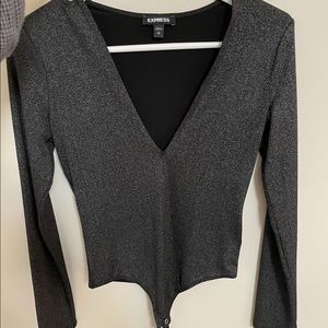 Express metallic shimmer plunge v neck bodysuit small
